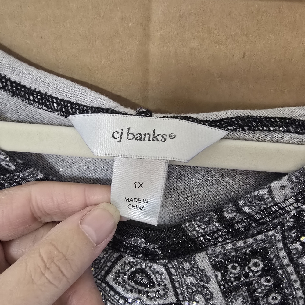 CJ Banks Patterned Sparkly Long Sleeve Top With Gems And Hood Size 1X 107 - Picture 3 of 11